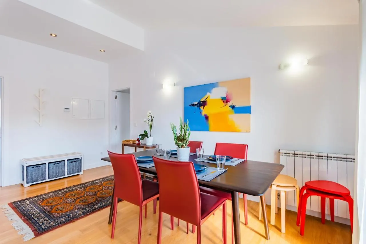 Lisbon Center Penthouse Apartment