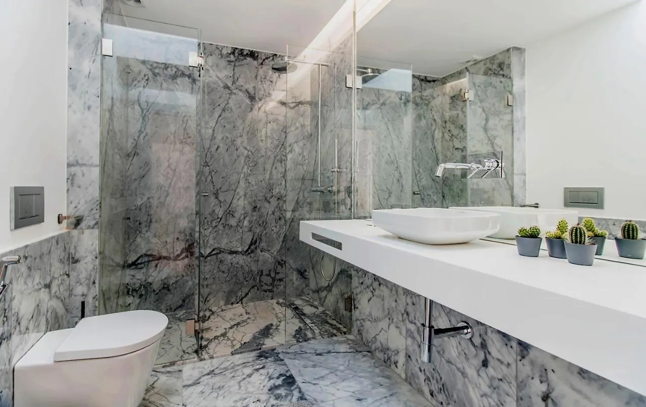 Lisbon Center Penthouse Apartment 0*,  Portugal